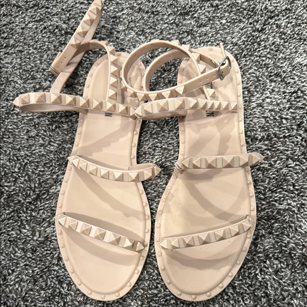 Steve Madden Travel Jelly Sandals